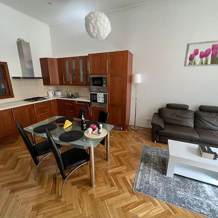 The Old Town'S Apartment Прага Экстерьер фото